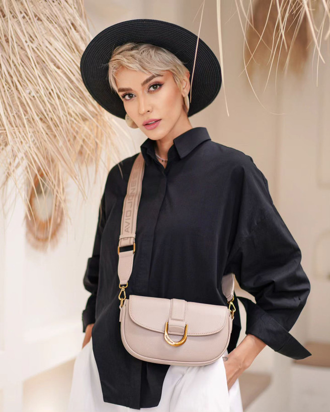 کیف دیویدجونز cm 6992