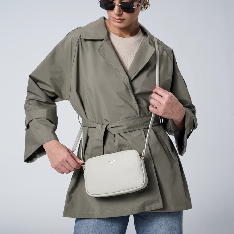 کیف زنانه دوشی دیویدجونز مدل DAVID JONES CM7335